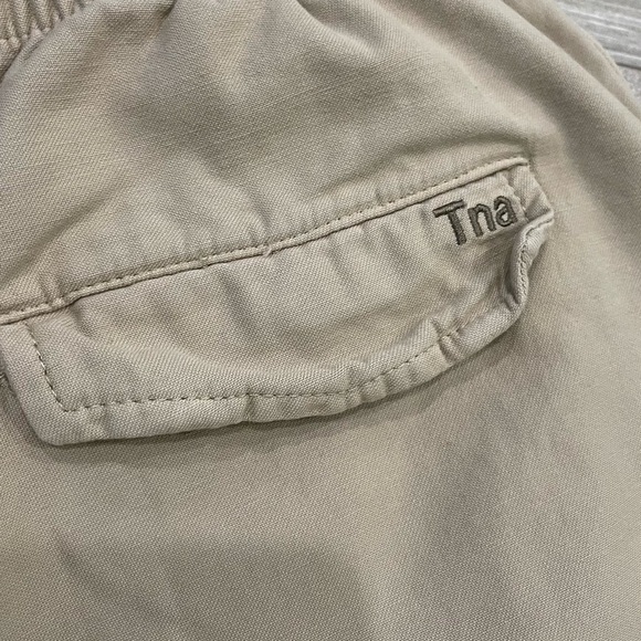 Aritzia TNA cache paratroop cargo pants humas beige S - Picture 9 of 11